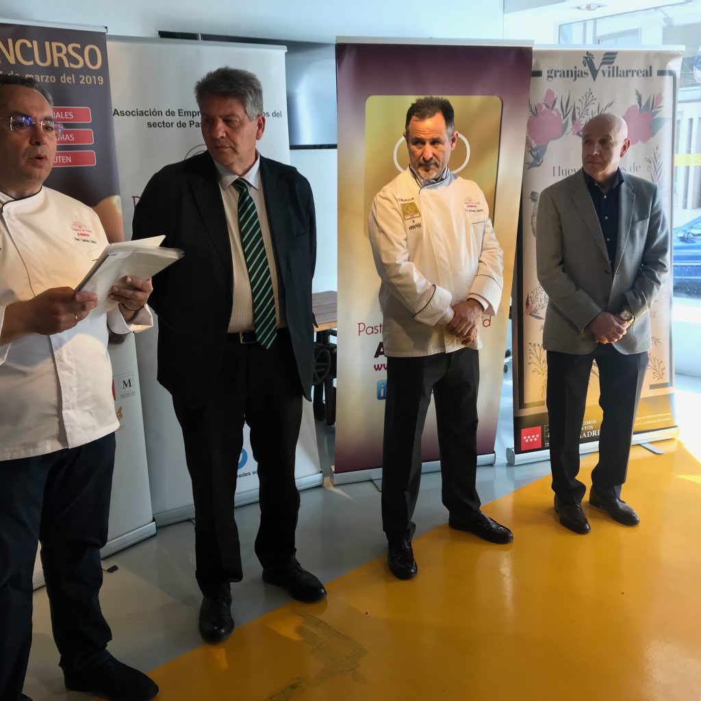 Entrega De Premios, Representantes De Las Asociaciones Y Consejero De Agricultura Cam